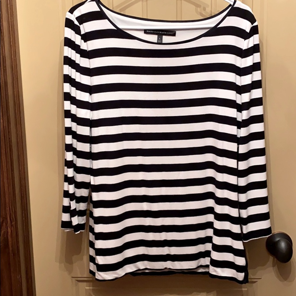 Boat-neck blouse in heavy jersey knit.